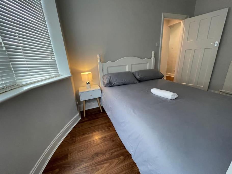 Entire Ground Floor Apartment In Watford Watford  Exteriör bild